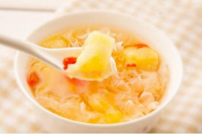 素食养生：吃它胜过尝燕窝 这碗汤让你到100岁仍健健康康！